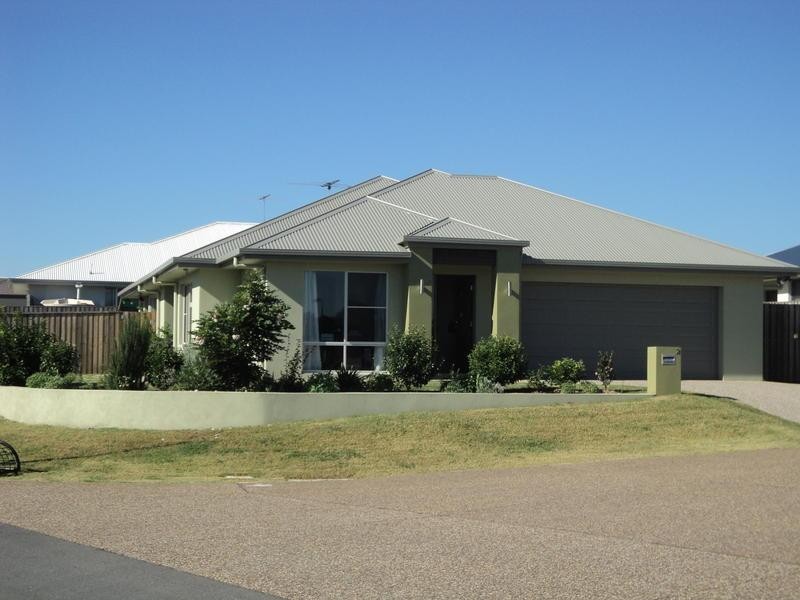 2 Elmore Street, Ormeau QLD 4208