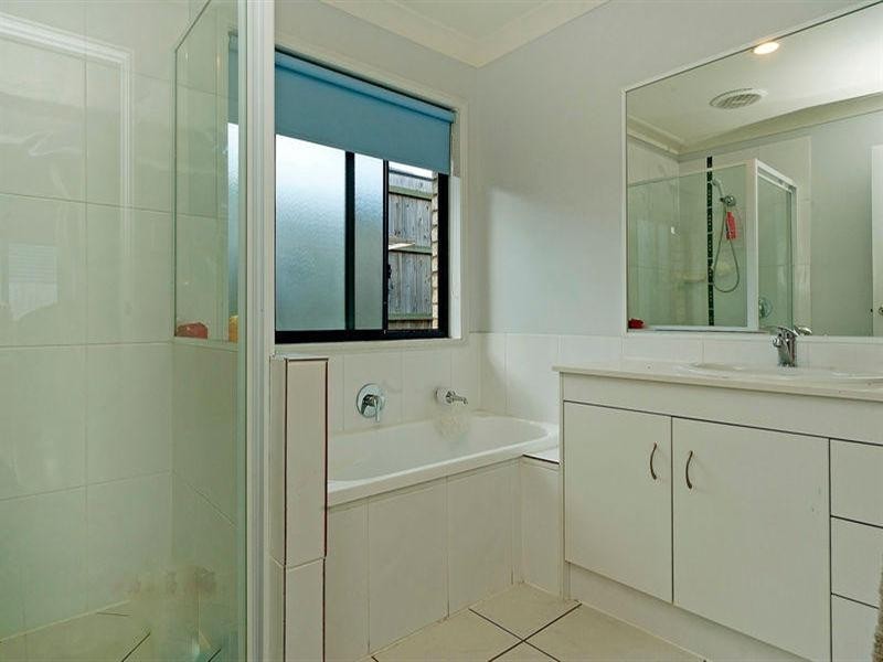 35 Jasmine Circuit, Ormeau QLD 4208