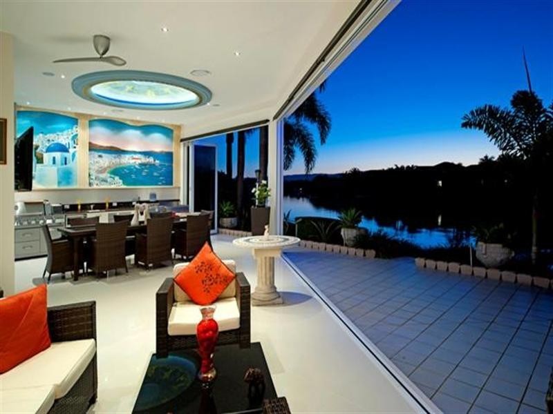 1040 Rosebank Way, Hope Island QLD 4212