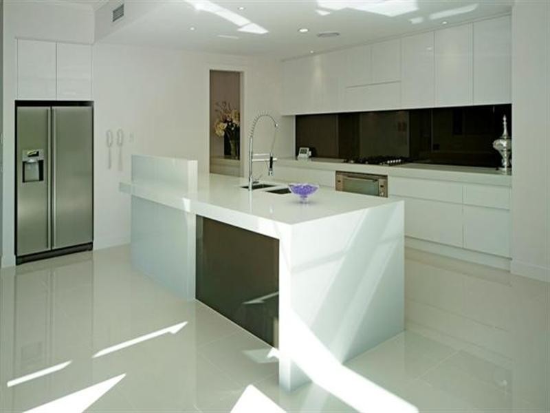 9102 Peter Senior Drive, Hope Island QLD 4212