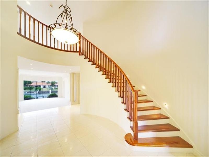 1070 Killymoon Drive, Hope Island QLD 4212