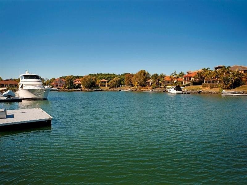 1070 Killymoon Drive, Hope Island QLD 4212