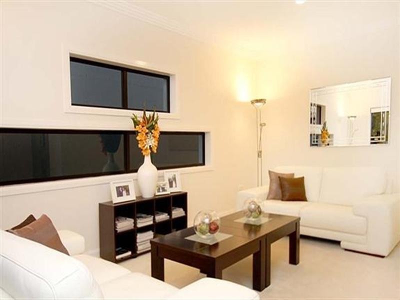 10 Harbourvue Close, River Links, Helensvale QLD 4212