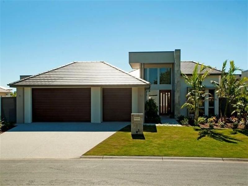 2230 Glengallon Way, Hope Island QLD 4212
