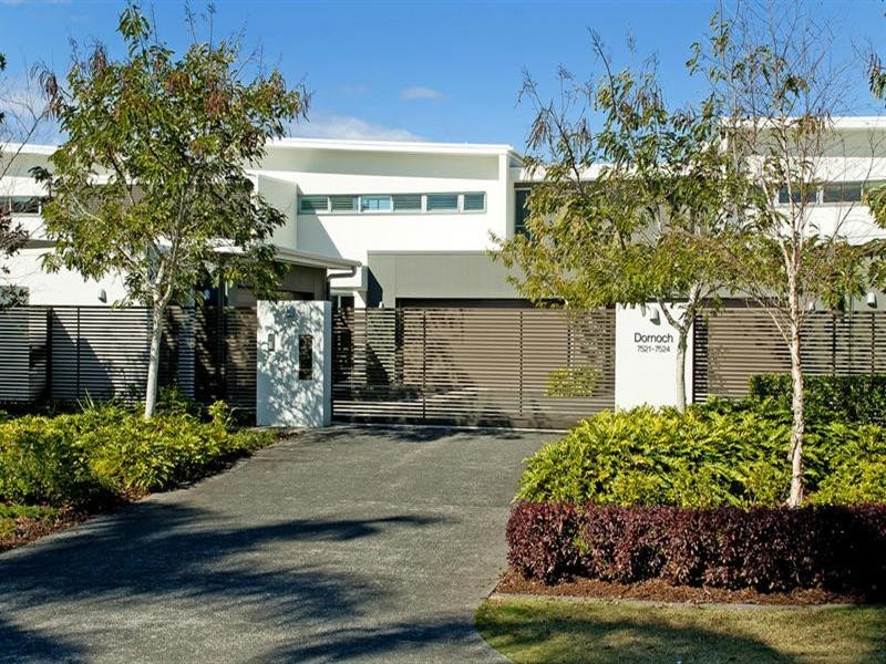 7523 Springfield Drive, Hope Island QLD 4212