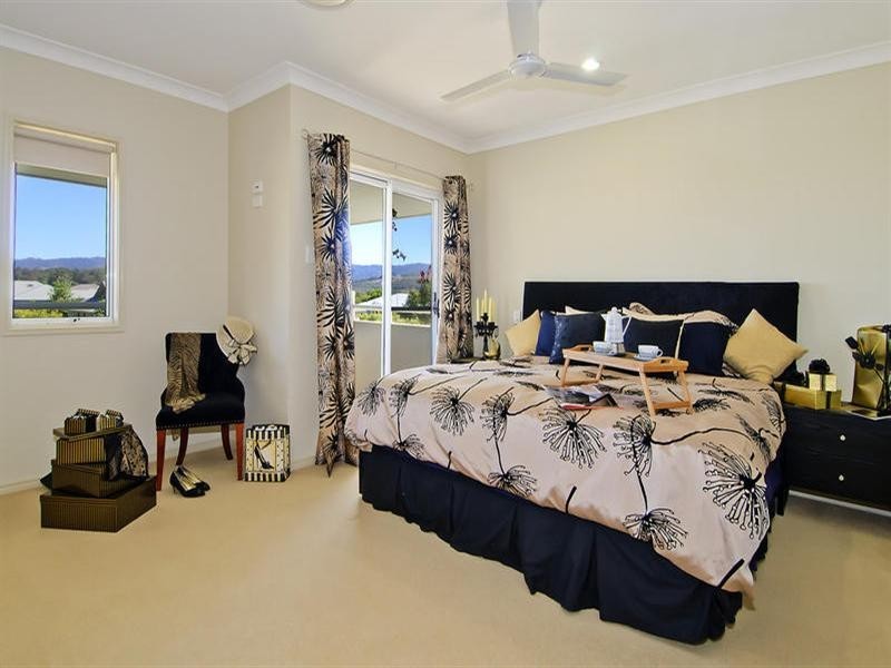 13 Meadow Court, Maudsland QLD 4210