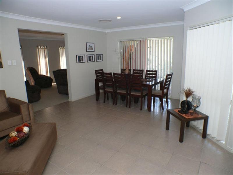 9 Bishopwood Court, Upper Coomera QLD 4209