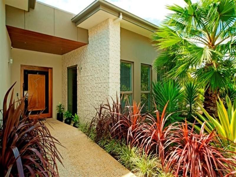 2231 Glengallon Way, Hope Island QLD 4212