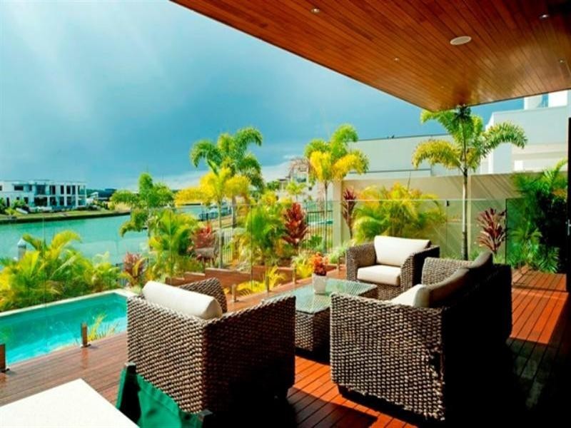 2231 Glengallon Way, Hope Island QLD 4212