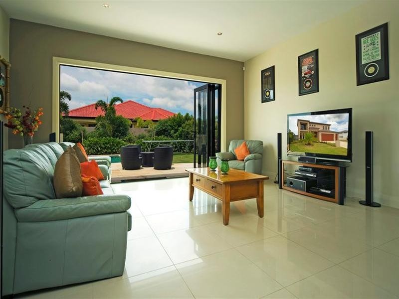2830 Gracemere East Circuit, Hope Island QLD 4212