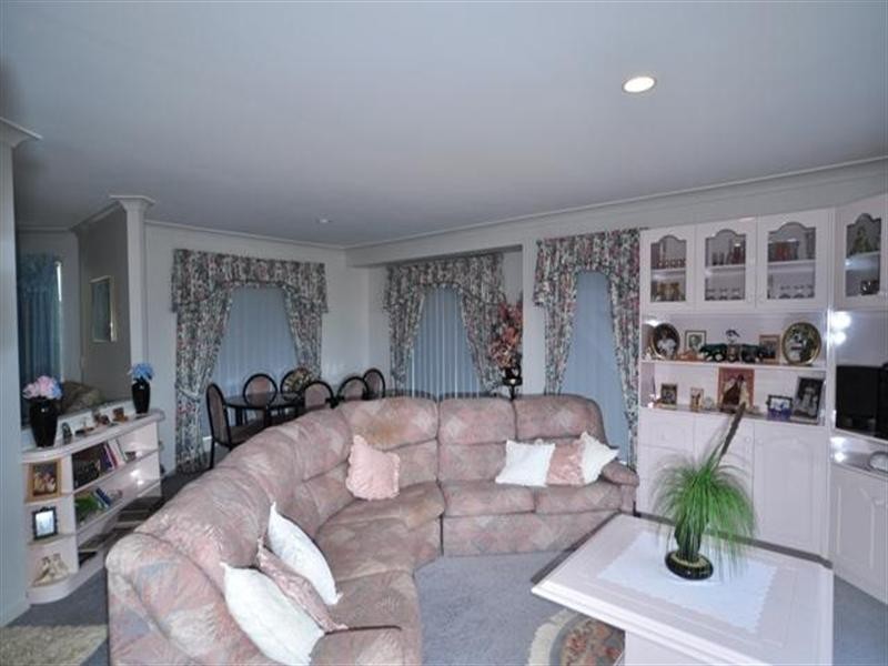 20 Glenwater Crescent, Helensvale QLD 4212