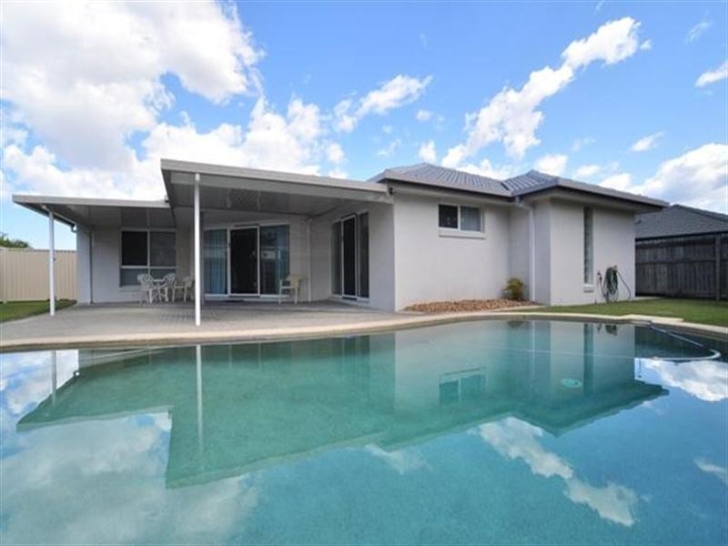 20 Glenwater Crescent, Helensvale QLD 4212