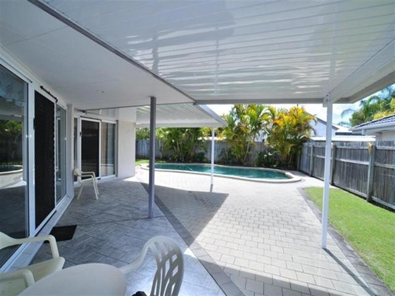 20 Glenwater Crescent, Helensvale QLD 4212