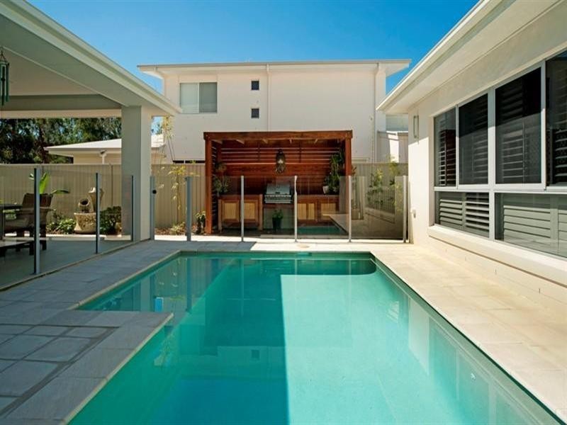 14 Rhodium Crescent, Hope Island QLD 4212