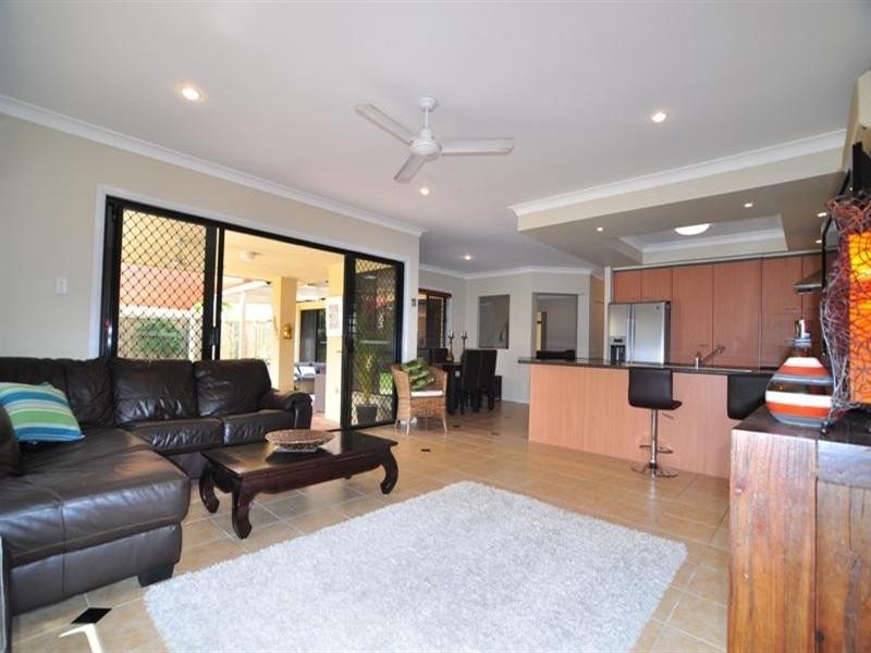 87 Monterey Keys Drive, Helensvale QLD 4212