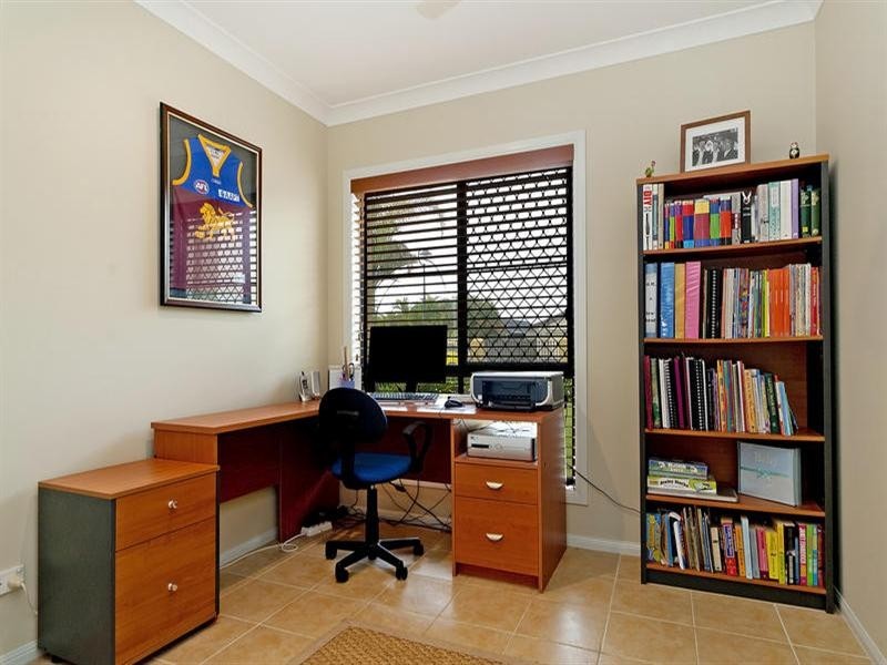 87 Monterey Keys Drive, Helensvale QLD 4212