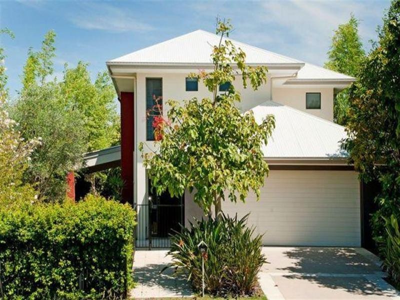 35 Mellum Circuit, Pacific Pines QLD 4211