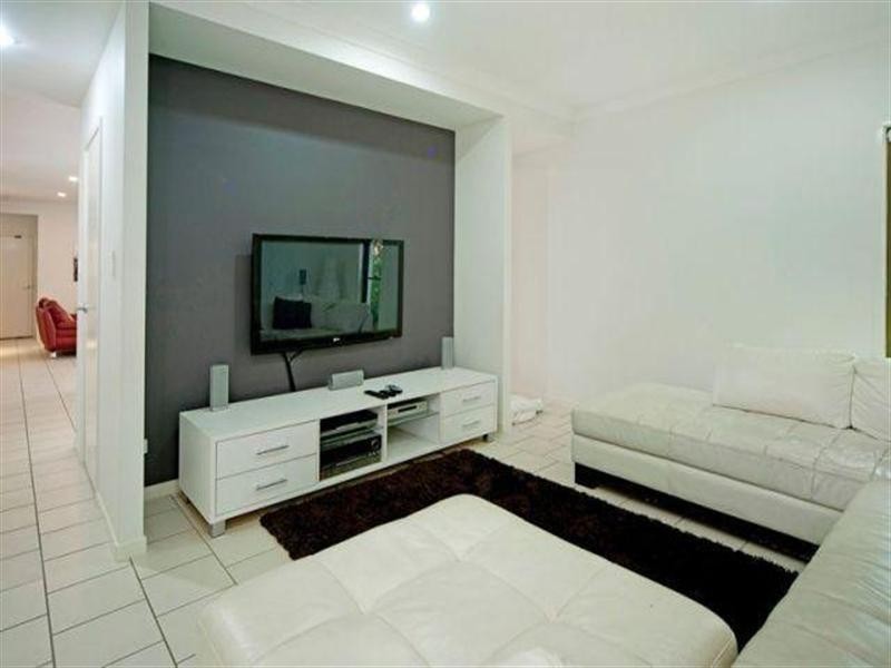 35 Mellum Circuit, Pacific Pines QLD 4211