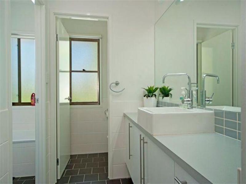 35 Mellum Circuit, Pacific Pines QLD 4211