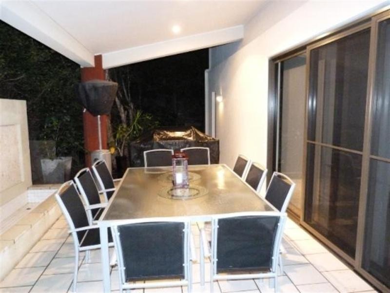 35 Mellum Circuit, Pacific Pines QLD 4211