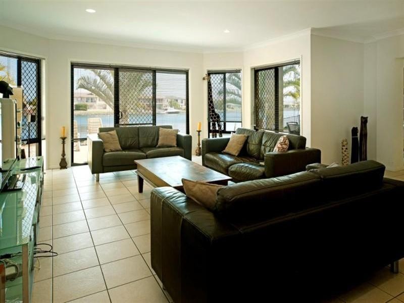20 Champagne Boulevard, Hope Island QLD 4212
