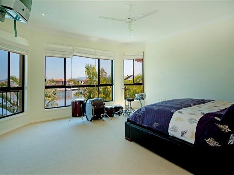 20 Champagne Boulevard, Hope Island QLD 4212