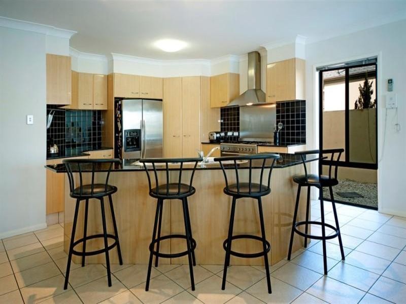 20 Champagne Boulevard, Hope Island QLD 4212