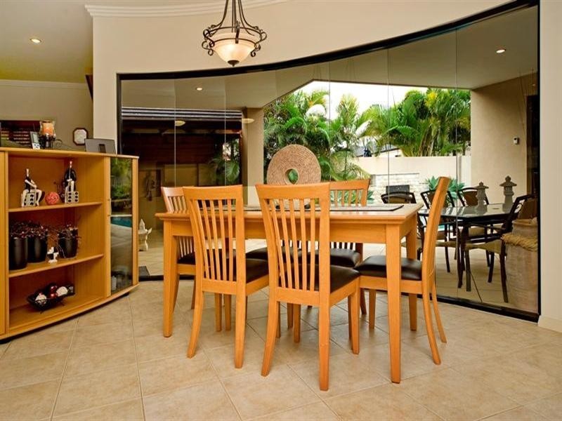 6 Eastside Esplanade, Helensvale QLD 4212