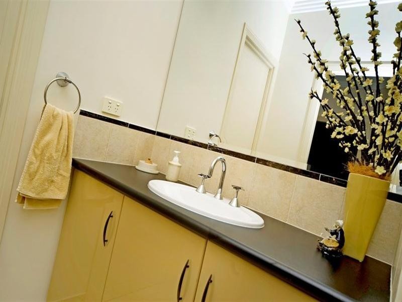 6 Eastside Esplanade, Helensvale QLD 4212