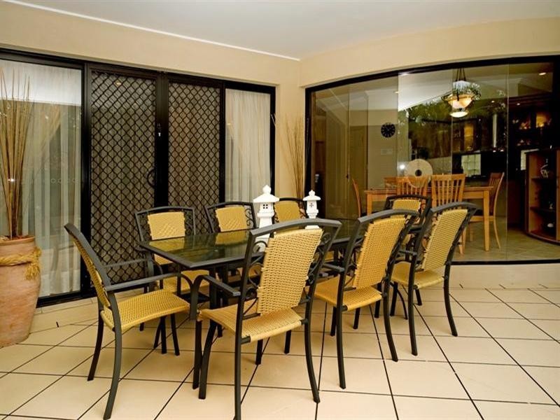 6 Eastside Esplanade, Helensvale QLD 4212