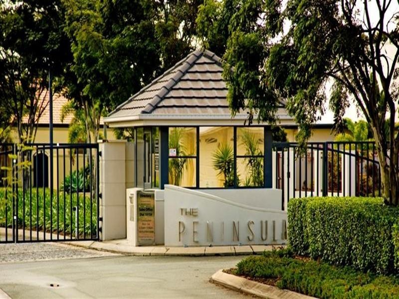 6 Eastside Esplanade, Helensvale QLD 4212