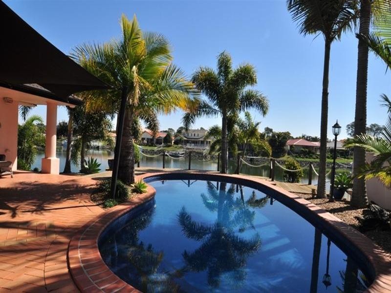 60 Monterey Keys Drive, Helensvale QLD 4212