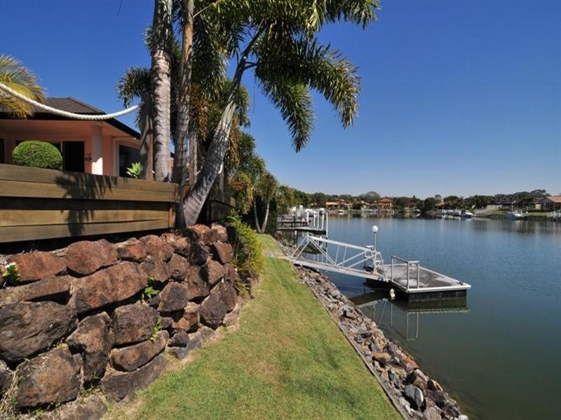 60 Monterey Keys Drive, Helensvale QLD 4212