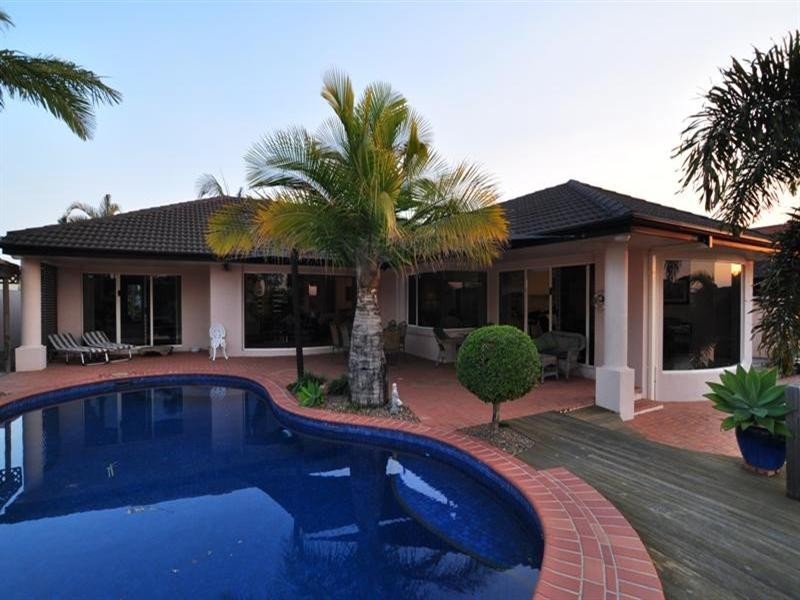 60 Monterey Keys Drive, Helensvale QLD 4212