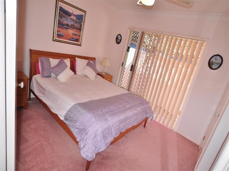 60 Monterey Keys Drive, Helensvale QLD 4212