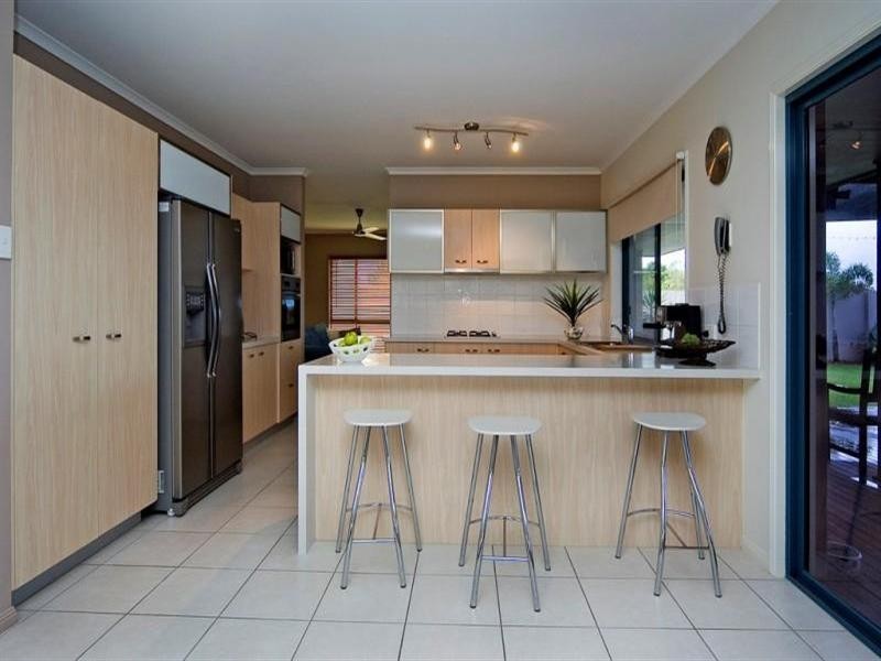 14 Calmwater Crescent, Oyster Cove, Helensvale QLD 4212