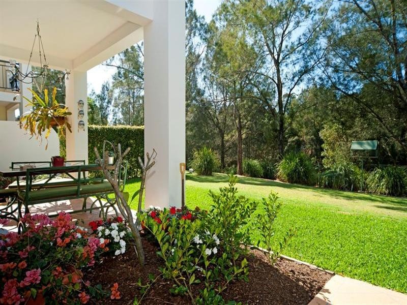 8877 Magnolia Drive, Hope Island QLD 4212