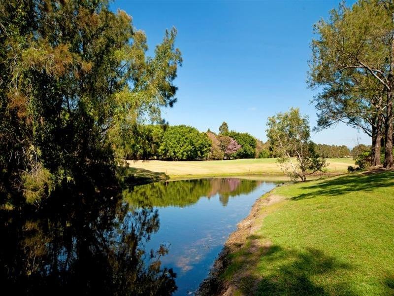 8877 Magnolia Drive, Hope Island QLD 4212