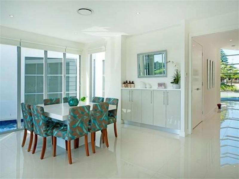 33 Ferrymans Court, River Links, Helensvale QLD 4212