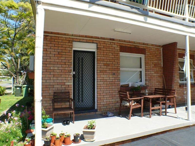 1/16 Peninsular Drive, Surfers Paradise QLD 4217