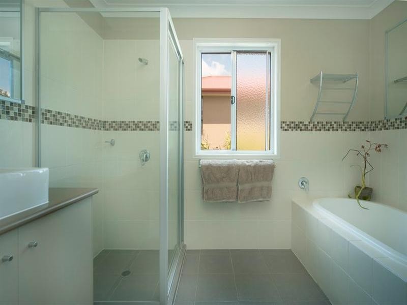 10 Saltwater Boulevard, Oxenford QLD 4210