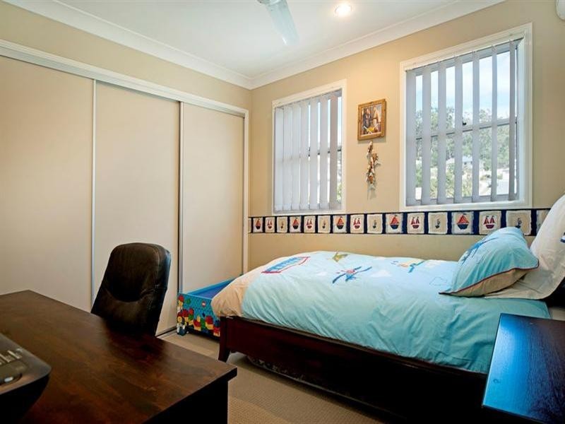 10 Saltwater Boulevard, Oxenford QLD 4210