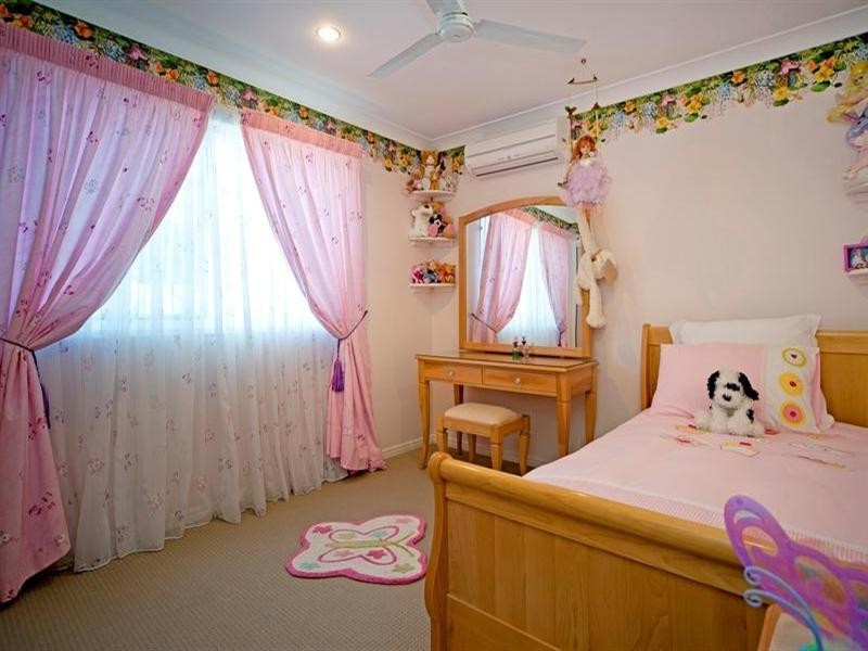 10 Saltwater Boulevard, Oxenford QLD 4210