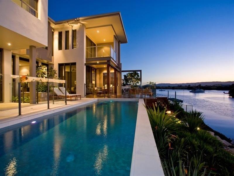 2336 Cressbrook Drive, Hope Island QLD 4212