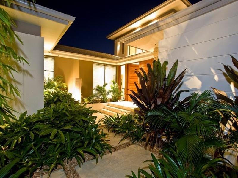 2336 Cressbrook Drive, Hope Island QLD 4212