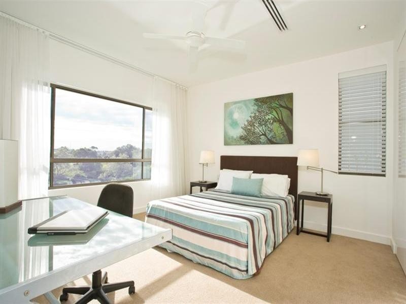 2336 Cressbrook Drive, Hope Island QLD 4212