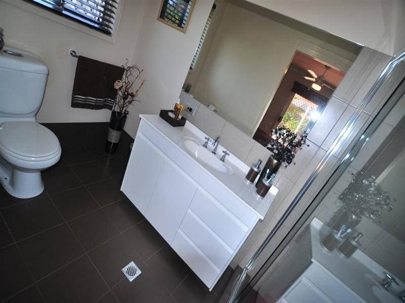 20 Westpark Court, Helensvale QLD 4212