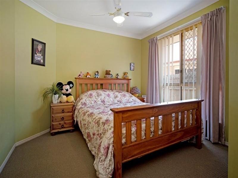 121 Monterey Keys Drive, Helensvale QLD 4212