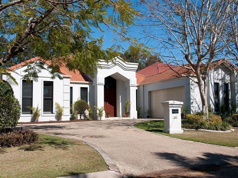 3188 Riverleigh Drive, Hope Island QLD 4212