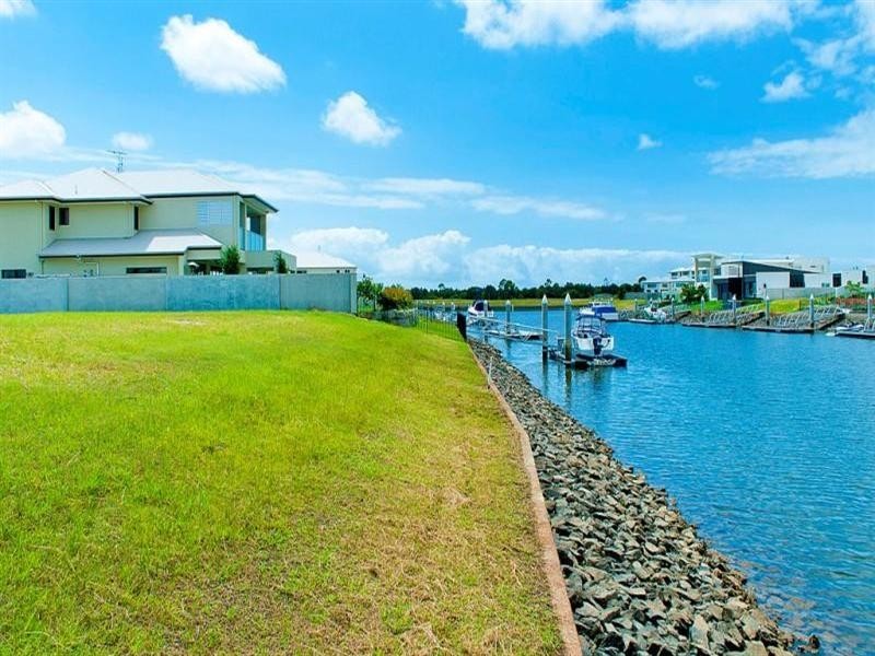 23 Marina Parade, Jacobs Well QLD 4208